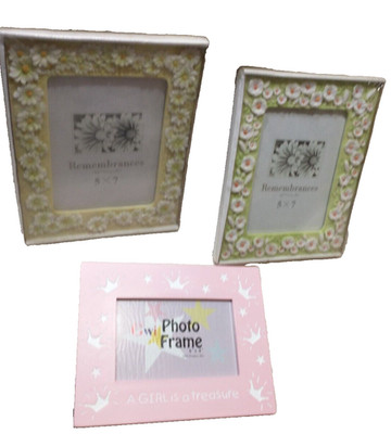 Princess &  Daisy Flower Photo Picture Frames 1-6''x4'', 2-5''x7'' Lot Style  A37