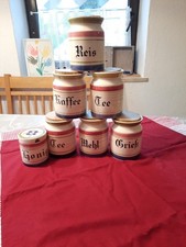 ZELL AM HARMERSBACH, KERAMIK, 7 DOSEN MIT BAMBUSDECKEL, VORATSDOSE 