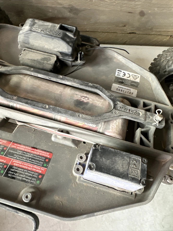 Carrocería de chasis controlador de radio radiocontrol Traxxas para reconstrucción para reparación de piezas Foto 4 de 4