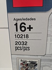 LEGO Creator Expert: Pet Shop 10218 NEW IN PACKAGE 2032 PCS READ 