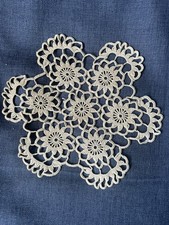 Vintage Hand Crocheted Lace Napkin Table Cloth Round 17cm Doilies light beige 
