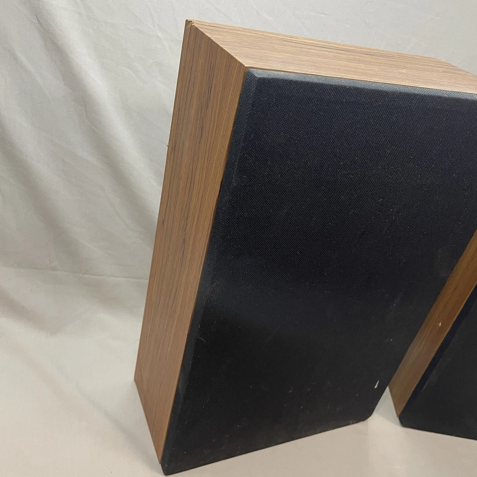 Altoparlanti da scaffale vintage National Panasonic SB-107L in legno testati funzionanti - Immagine 4 di 4