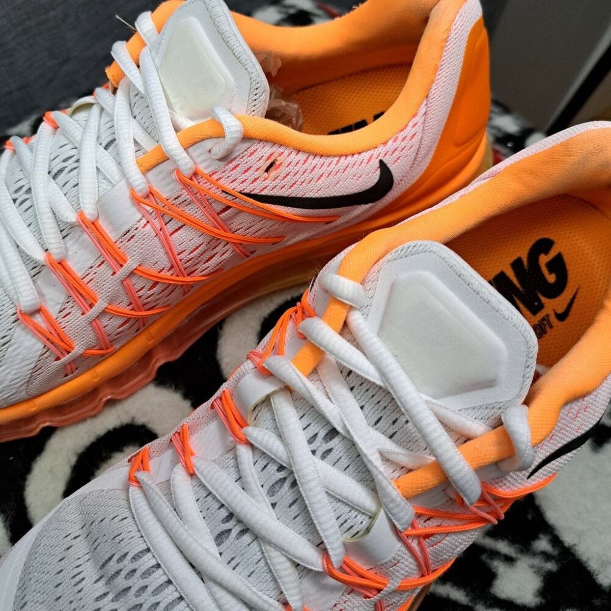 Nike AirMax Size 12 Men White Bright Citrus 698902-102 RARE Nike AirMax Size 12 Men White Bright Citrus 698902-102 RARE