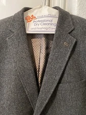 Men’s Carl Gross Wool Two Button Herringbone Gray Blazer Size 42R Worn One