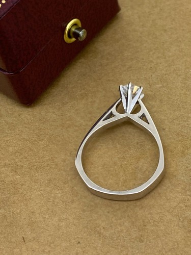 0.50ct Diamond G/VS (6-claw set) Solitaire Engagement Ring in Platinum 950. - 第 5/6 張圖片