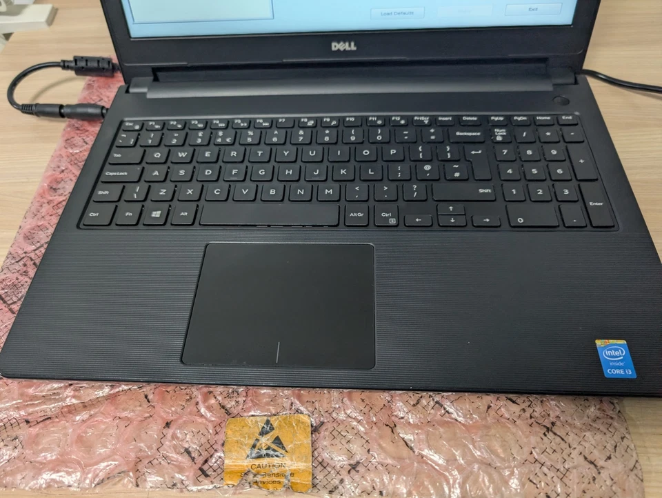 Dell Vostro 3558 - Intel Core i3-5005U - 4GB Ram - No Storage - Image 2 of 4