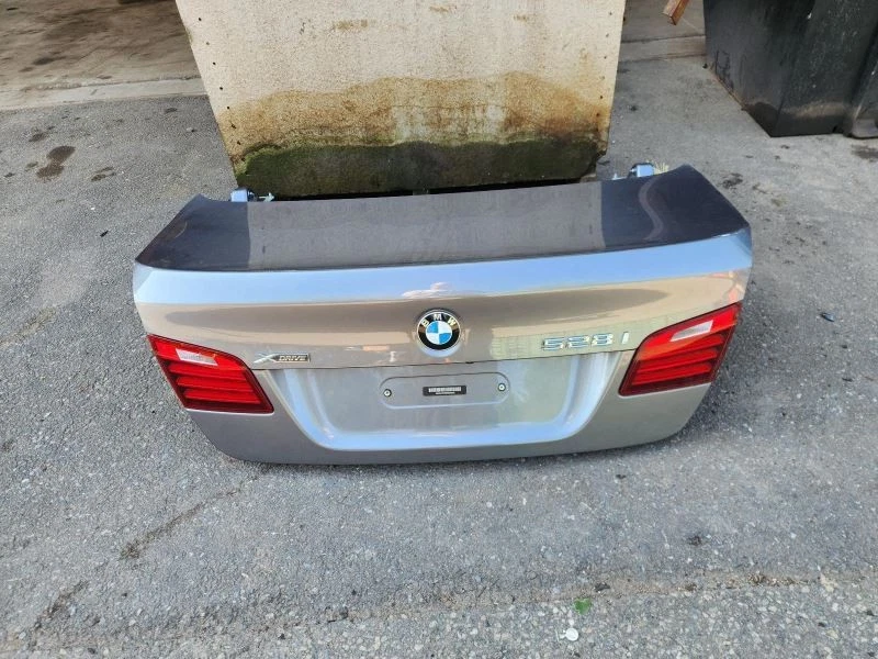 (LOCAL PICKUP ONLY) Trunk/Hatch/Tailgate Without Spoiler Fits 14-16 BMW 528i 756 Foto 2 de 3