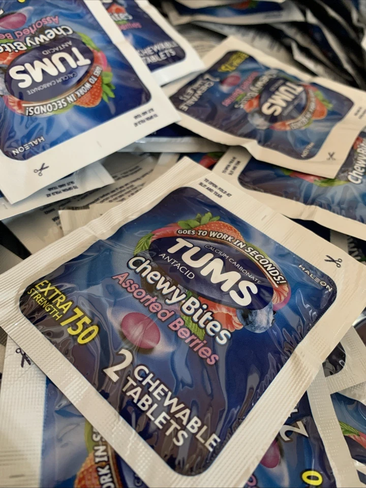 Tums Masticable Extra Fuerza 2 Tabletas Viaje/Minorista Blister Paquete Estuche a Granel de 100 Foto 2 de 4