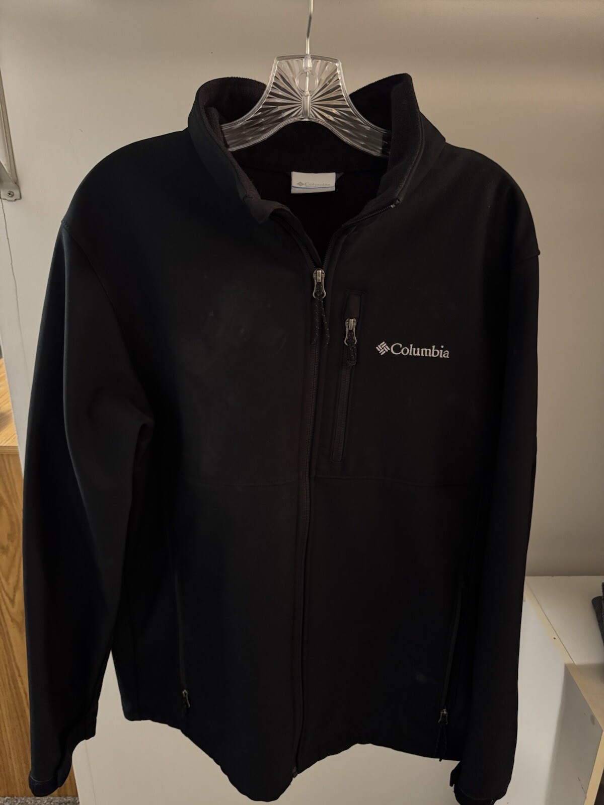 Columbia Men's Large Black Outdoor Jacket