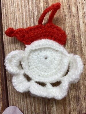 Weihnachtsmann gehäkelt Handarbeit Ornament Deko Deko Bild DIY niedlich kleine Applikation