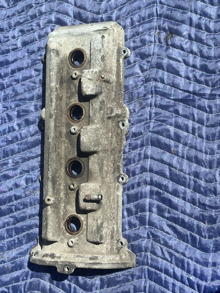 98-02 Lx470 J100 Land Cruiser 4.7L Engine Valve Cover Passenger Side OEM 👍 Nice - Image 3 of 4
