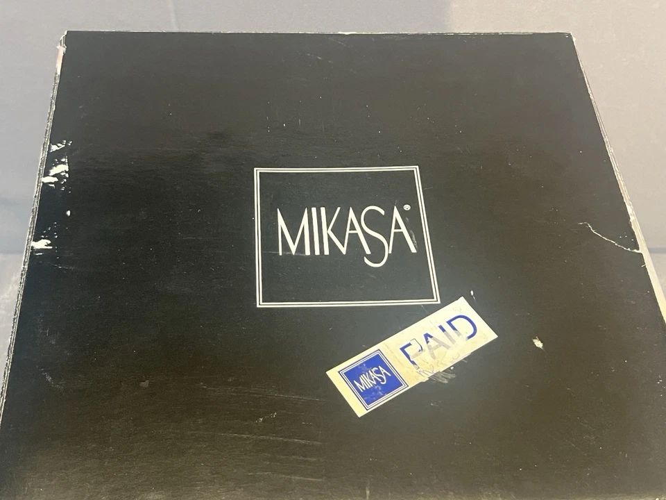 Nuevo Juego de Cena Mikasa “Ashton” 20 Piezas Retirado Vintage Borgoña y Oro Como Nuevo Foto 3 de 4