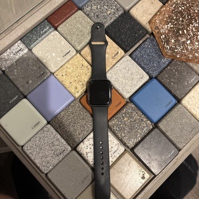 Apple Watch Series 5 40mm Space Gray Aluminium Case with Black Sport Band - S/M