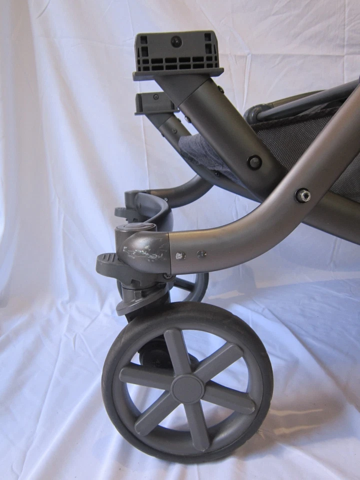 ABC Zoom Tandem Double Chassis Frame With Wheels & Basket - Image 2 of 4