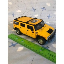 Maisto 1:27 die cast Hummer H2 -b4