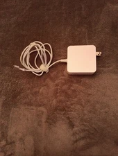 MacBook 60W Replacement AC adapter. Magnetic. 