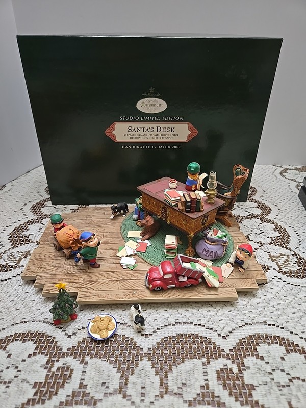 Hallmark Santa's Desk 2001 Studio Limited Edition Keepsake Ornaments w 3 Extras