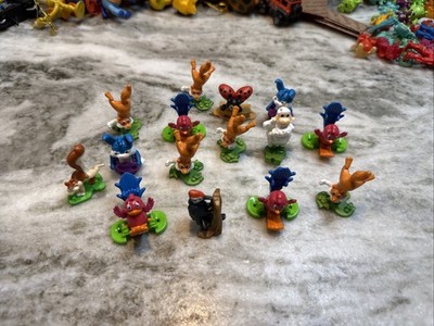 Kinder Surprise Toys 15+ Piece Lot