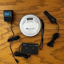 Sony Walkman D-EJ621 CD Player G-Protection, AC Adapter Car Kit TESTED WORKING