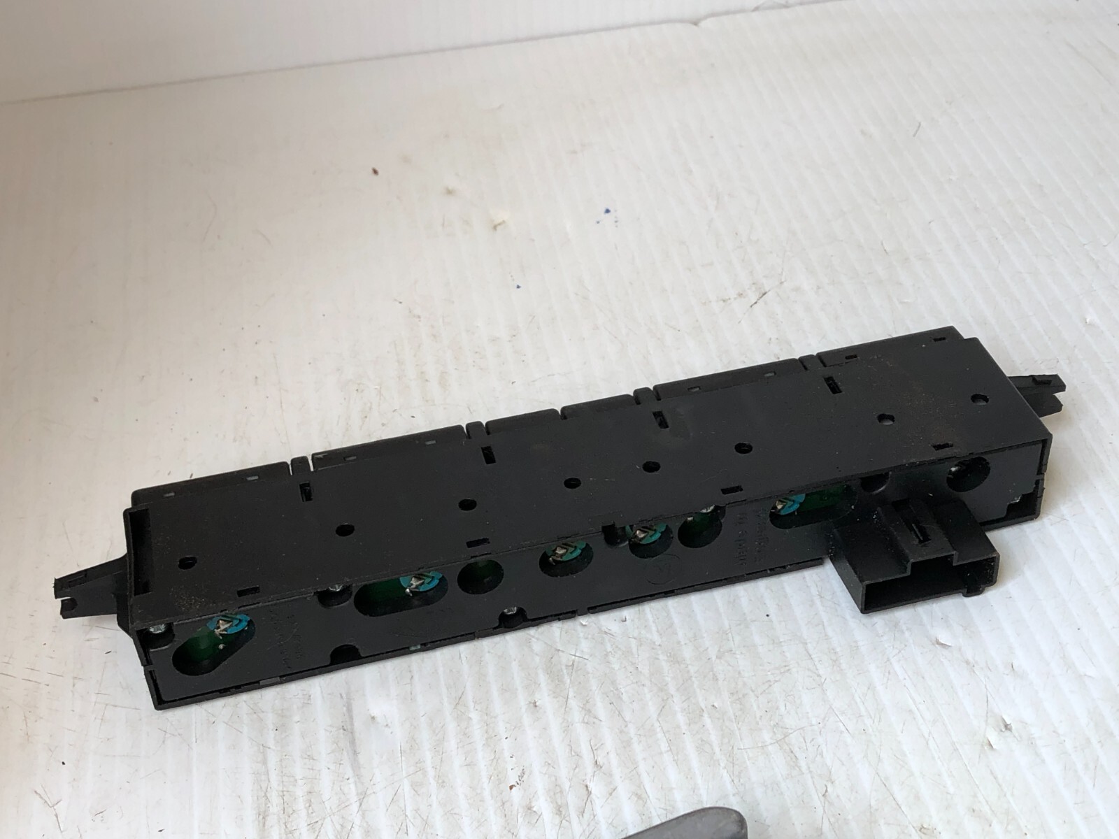 1997 1999 Jaguar XK8 Emergency Hazard Light Switch Unit P 95609005