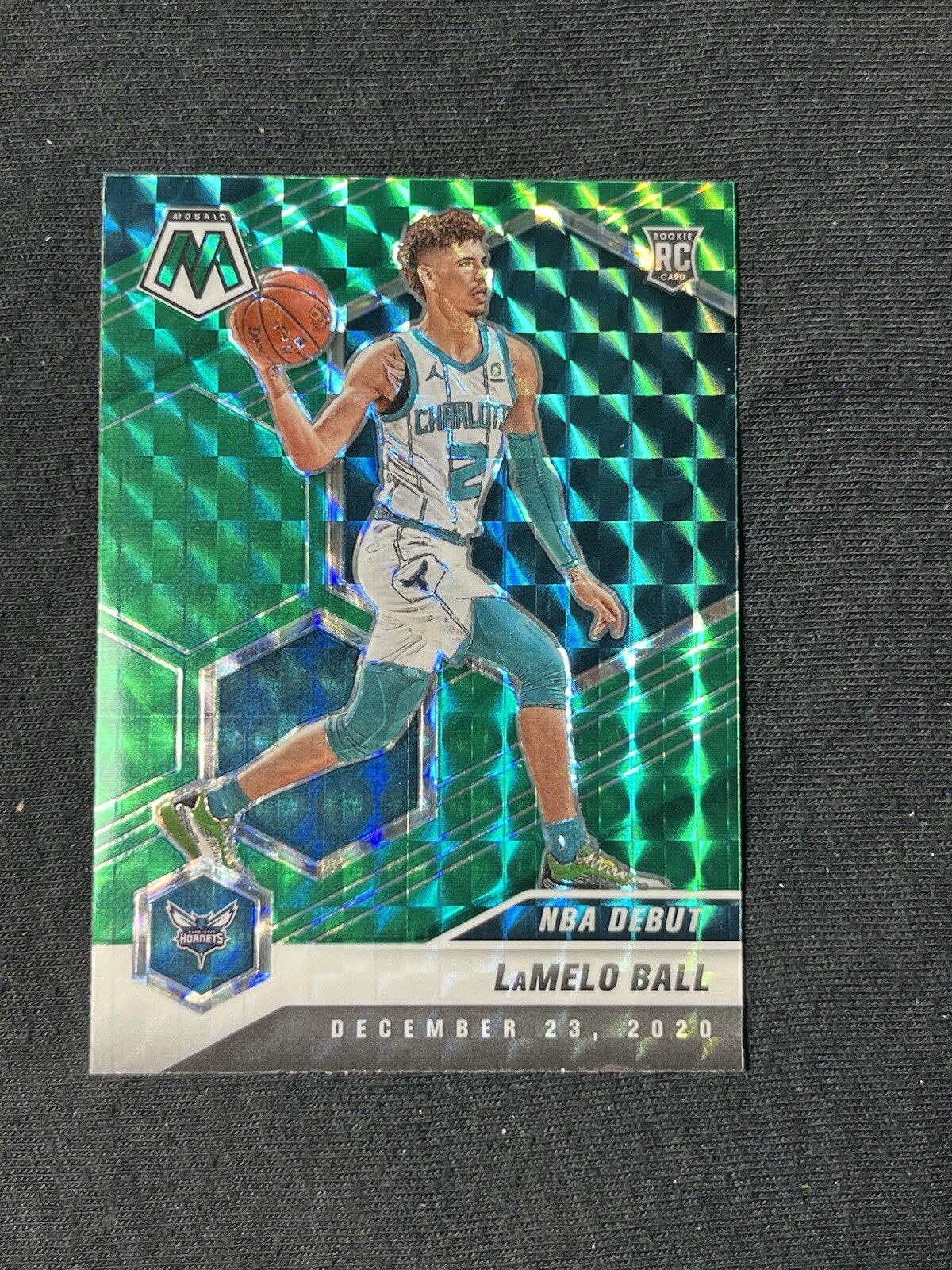 LaMelo Ball 2020-21 Panini Mosaic Green Mosaic #262 Charlotte Hornets Rookie