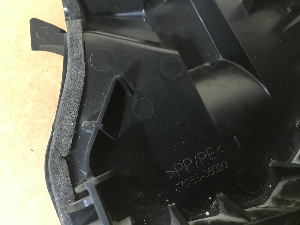 Оригинальный привод передней правой защелки в сборе для BMW 535xi E60 2008-2010 годов выпуска. - Изображение 4 из 4