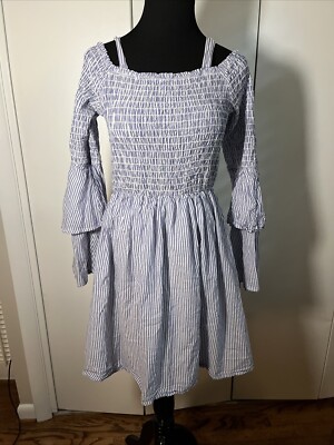 trixxi blue dress White Blue Floral Tie Shoulder Spiral Midi Dress main image 0