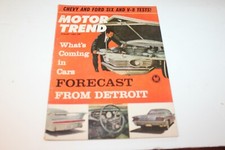 VINTAGE MOTOR TREND MAGAZINE AUGUST 1961  DETROIT FORECAST