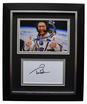 Tim Peake Signed 10x8 Framed Autograph Photo Display British Astronaut AFTAL COA