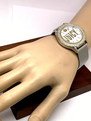 Juicy Couture Women display picture 3