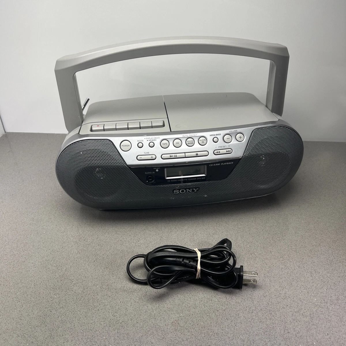Fruitig Productiecentrum Gewend aan Sony CFD-S05 CD/Headphone Jack/CD-R Playback/Radio/CD-RW Playback/Cassette Teste 8856623458252 | eBay Fruitig Productiecentrum Gewend aan Sony CFD-S05 CD/Headphone Jack/CD-R Playback/Radio/CD-RW Playback/Cassette Teste 8856623458252 | eBay