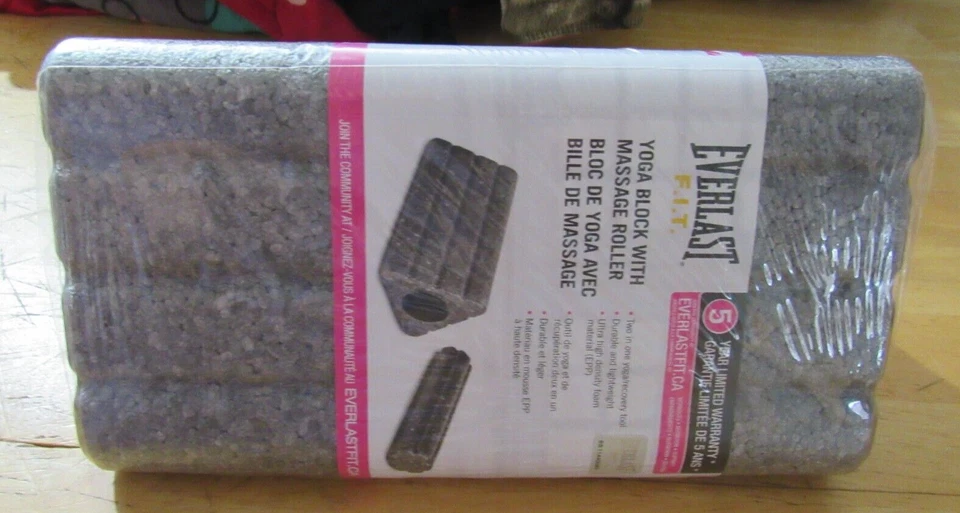 Bloque de yoga Everlast F I T con rodillo de masaje Foto 2 de 4