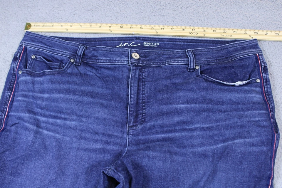 Jeans INC para mujer 24W azul tiro alto pierna ajustada lavado medio elástico denim 46x29 Foto 3 de 4