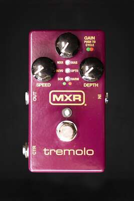 MXR Tremolo Pedal + Global PSU