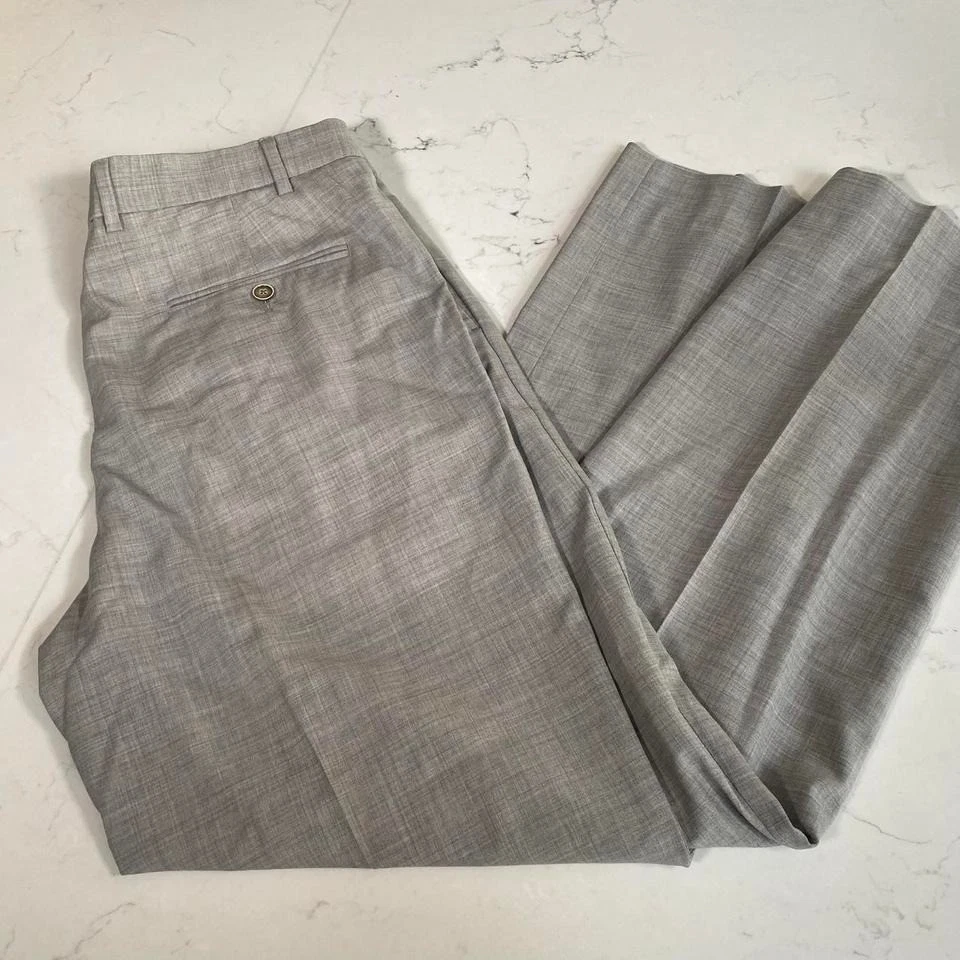 Tommy Bahama Gray Wool Dress Pants Men's 34 Fabric Made in Italy Flat Front