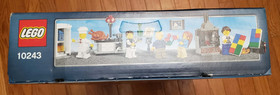 LEGO Creator Expert: Parisian Restaurant (10243) New in Box Never Opened