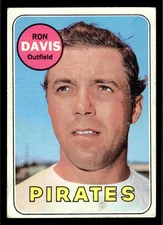 1969 Topps #553 Ron Davis - Pittsburgh Pirates (Low Grade)