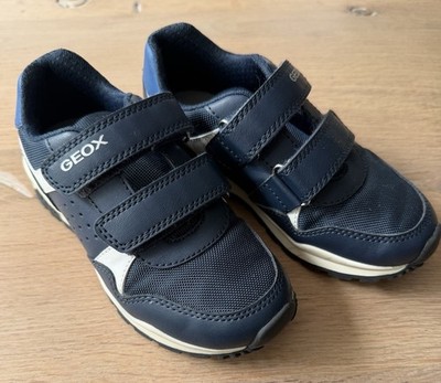Geox Pavel Sneaker Farbe Navy/Off White mit Klettverschluss Kinderschuhe Gr29