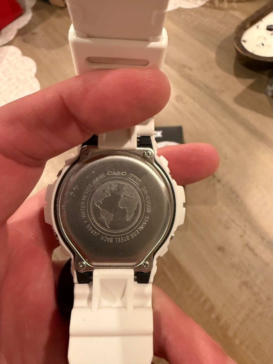 Casio G-Shock NASA DW-6900NASA23-7CR White Limited Edition