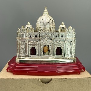 RETRO 70s ITALY VATICAN SOUVENIR St Peters Basilica MUSIC BOX Pope John Paul II