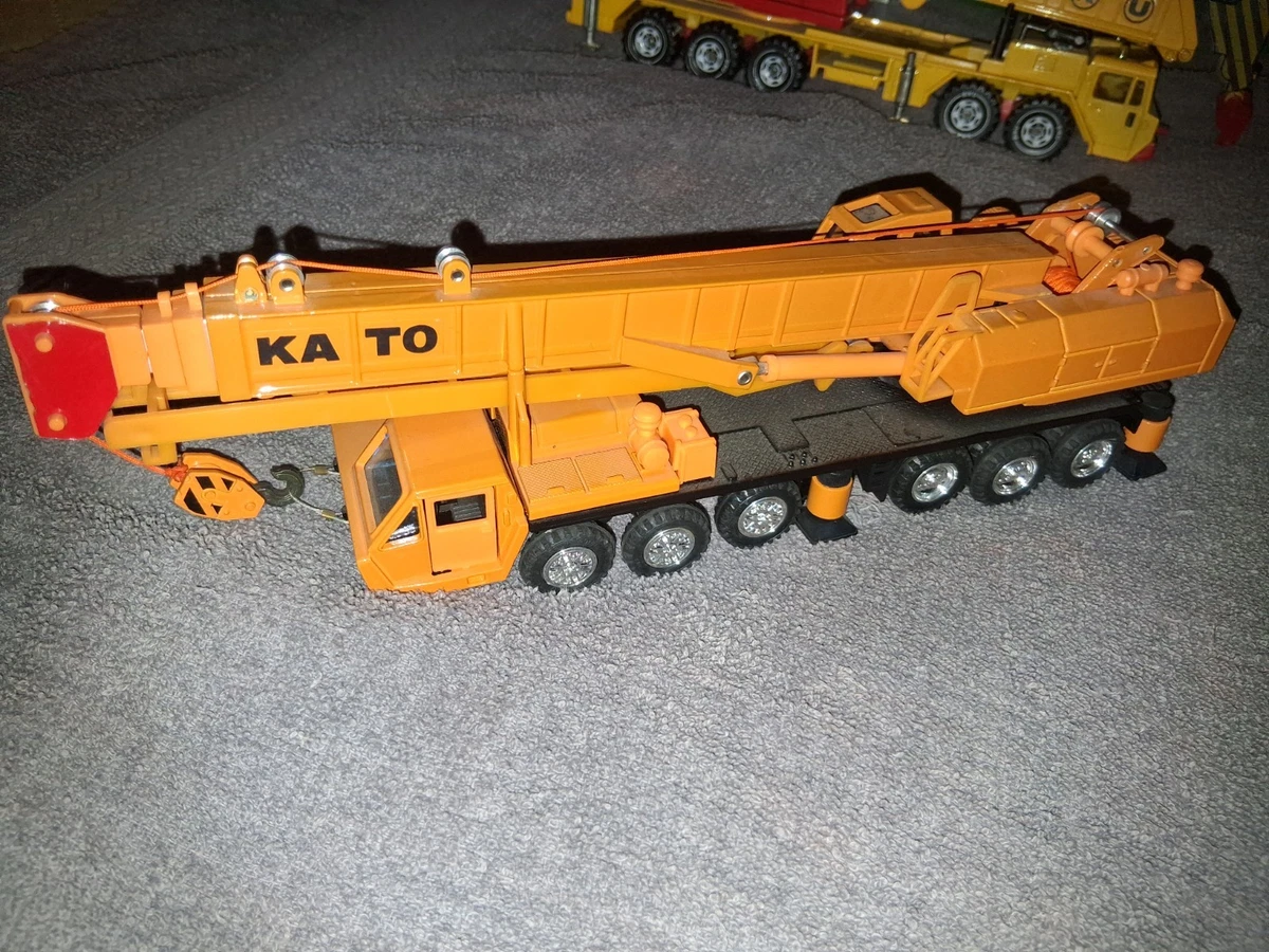 Shinsei Vintage Manufacture Diecast Construction Equipment for