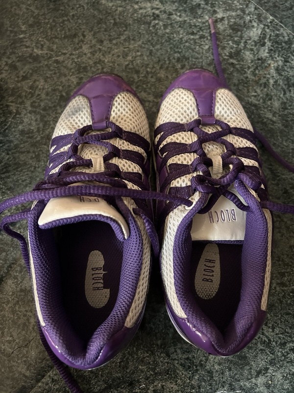 Woman's Block dance sneakers Size 5