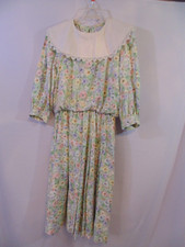 Vintage Periwinkle Dress Pastel Floral See description for measurements USA made