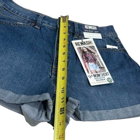 NEW Rewash Jean “The Mom Short” Juniors Size 9/29