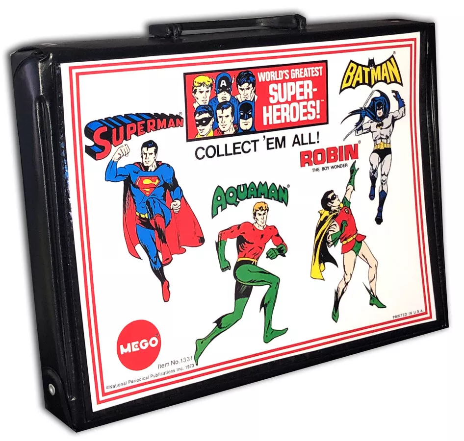 WORLD S GREATEST SUPER HEROES CARRY CASE for 8