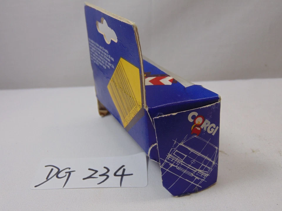 Coche diecast vintage Corgi Toys NOS IOB 1984 J83 Volvo Turbo Gillanders Motors Foto 3 de 3