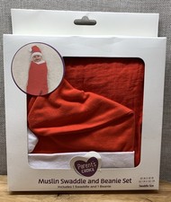 Infant Muslin Swaddle Beanie Set Red Santa BRAND NEW UNOPENED