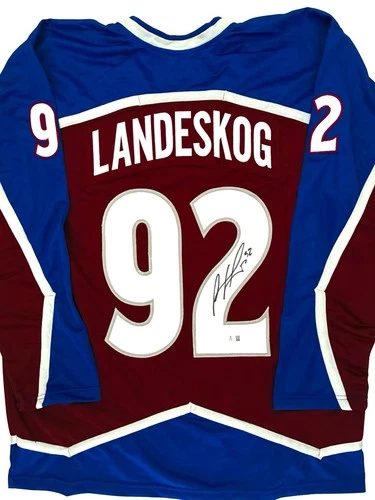 Gabriel Landeskog Signed Colorado Avalanche Jersey BAS Beckett Auto NHL Captain