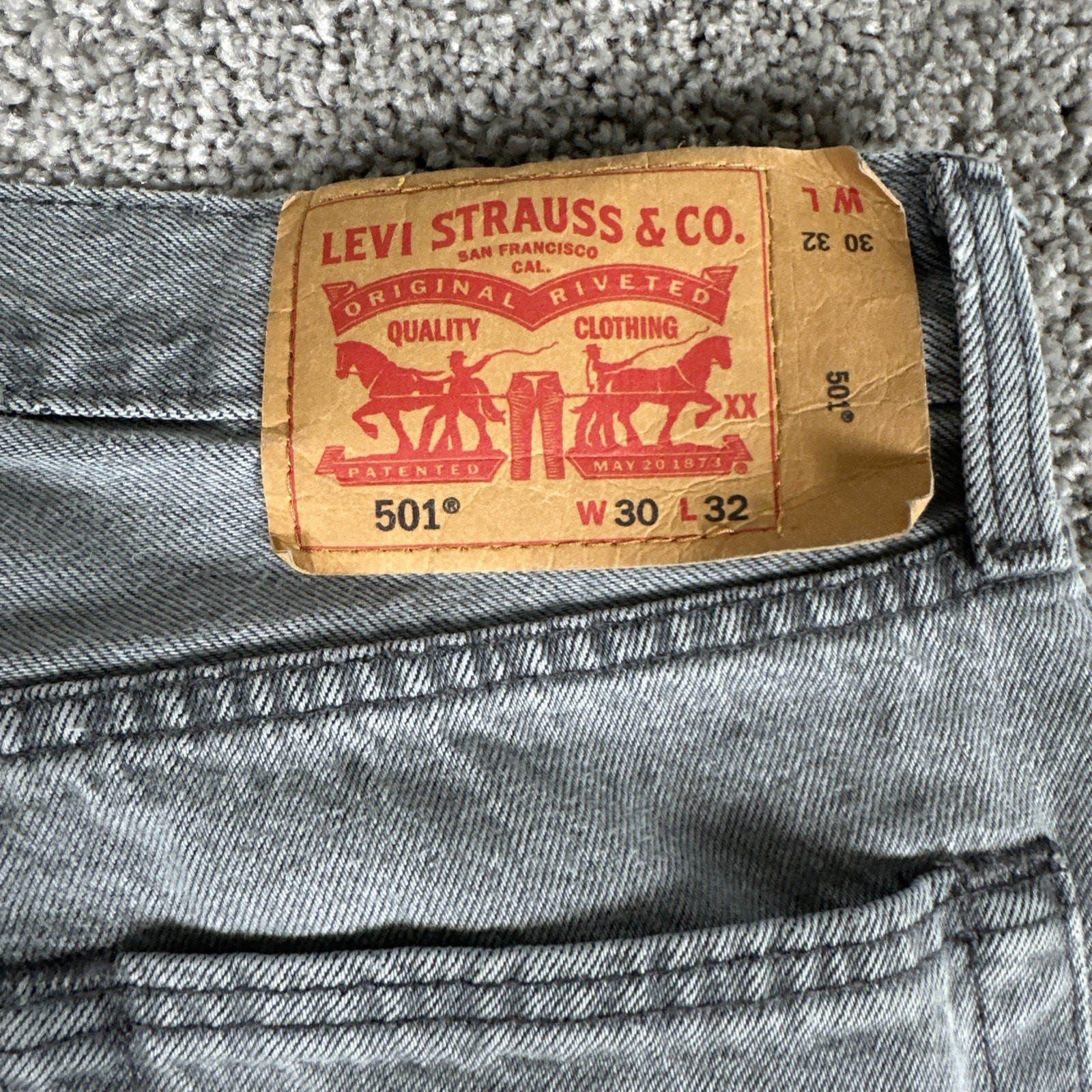 Levis 501 XX Jeans Men 30x32 STF Gray Straight Leg Button Fly Denim Regular Fit thumbnail 7