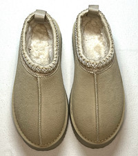 Women  s Beige Suede Slip-On Slippers Memory Foam fur lined Rubber Sole size 9